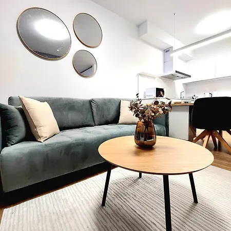 Apartament Como, Private Parking Free